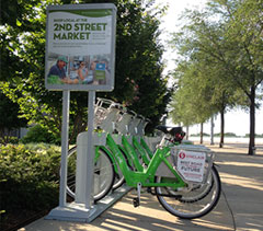 Link bike share station at RiverScape